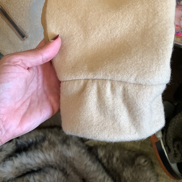 Abrocrombie fleece jacket - Picture 3 of 4